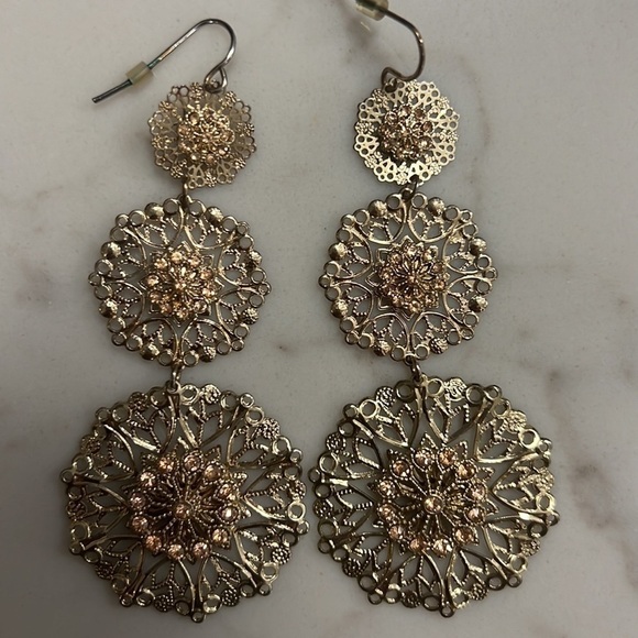 3 tier Flower Earrings - Picture 2 of 4